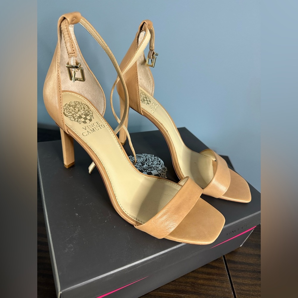 Antonio Melanie heels